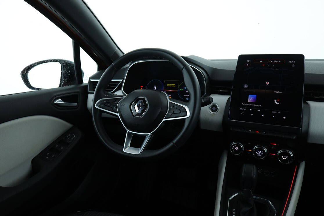 Renault Clio 1.6 E-Tech Hybride Techno — photo 12