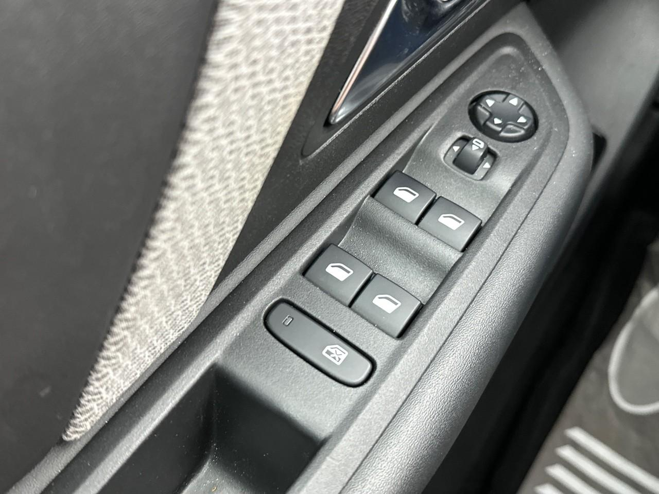 Citroën C4 puretech 130 s&s bvm6 feel pack — photo 15