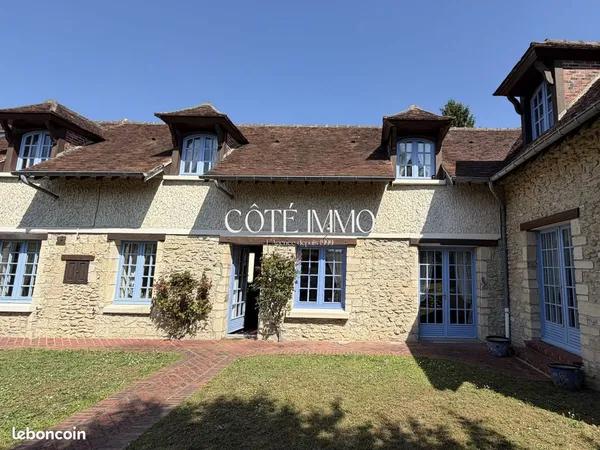 Propriété 10 pièces 322 m²