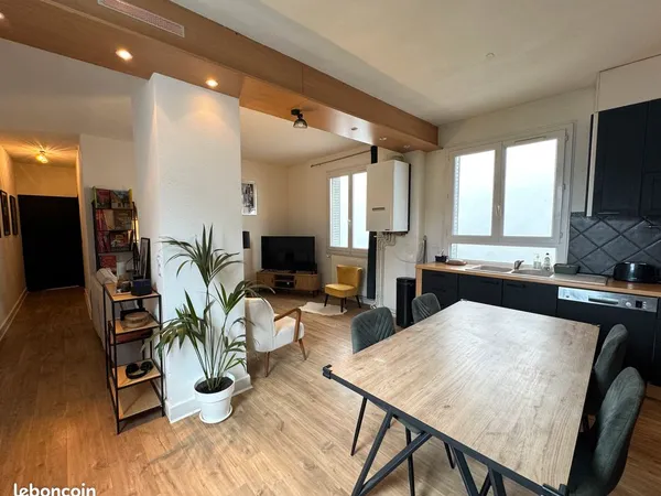 Appartement hyper centre piéton 72 m² - 2 chambres - Charme & calme absolu