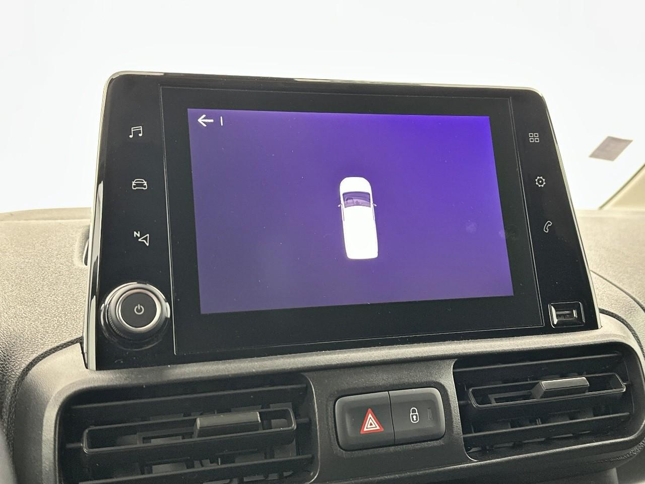 Citroën Berlingo van m 650 bluehdi 130 s&s eat8 driver — photo 25