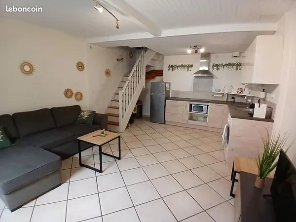 Maison de village rénovée 70 m² - 2 chambres + bureau (8.5 m2) Climatisation