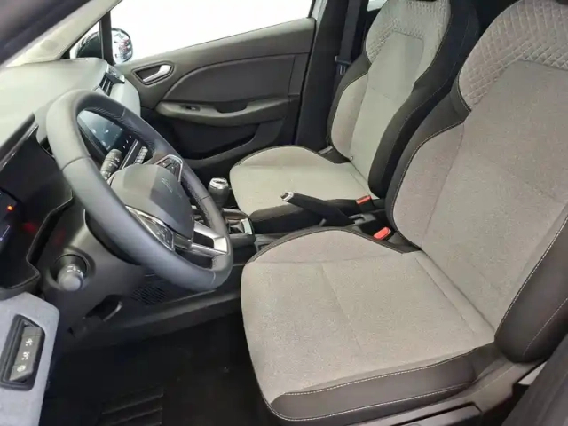 Renault Clio blue dci 100 ch gsr2 — photo 12