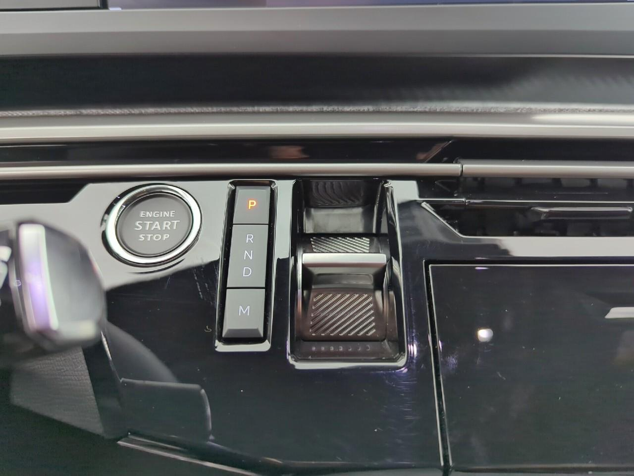 Peugeot 5008 hybrid 145 ch e-dcs6 allure — photo 25