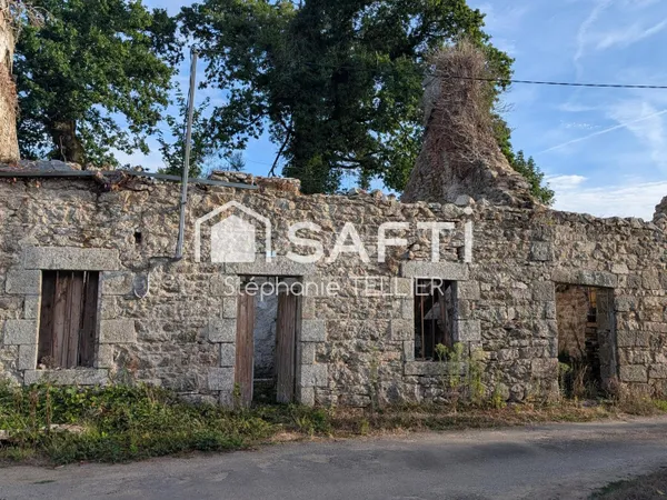Longère à rénover entierement avec beaux potentiel