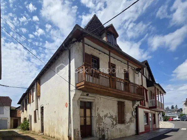 Immeuble de caractère  Centre historique de Salies-de-Béarn