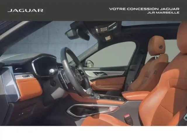 Jaguar F-Pace p400e plug-in-hybrid r-dynamic se bva8 awd — photo 12