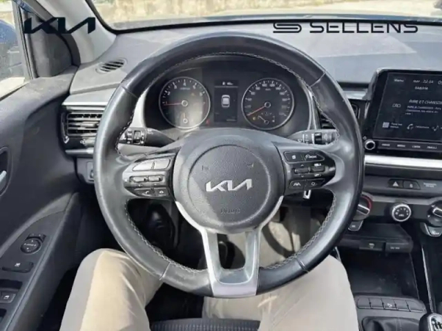 Kia Stonic 1.0 t-gdi 100ch active — photo 9