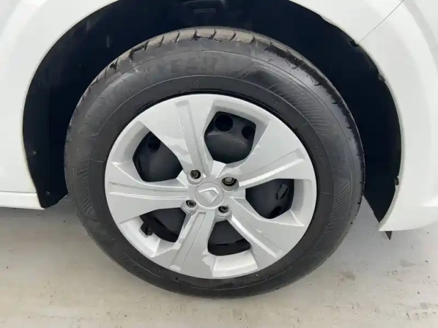 Dacia Sandero sce 65 - 22 — photo 30