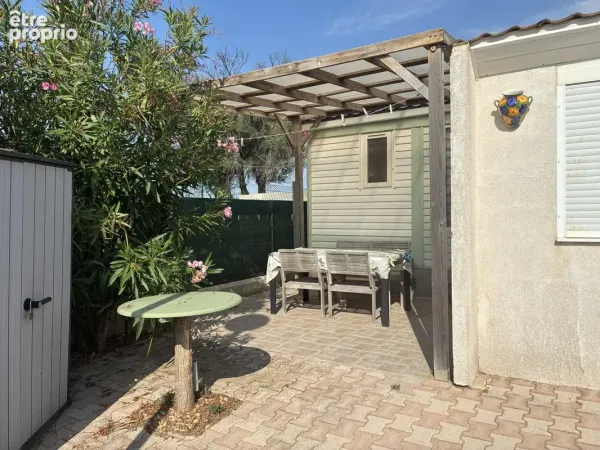 GRUISSAN LES AYGUADES Parcelle de 90 m2 + Mobil-home