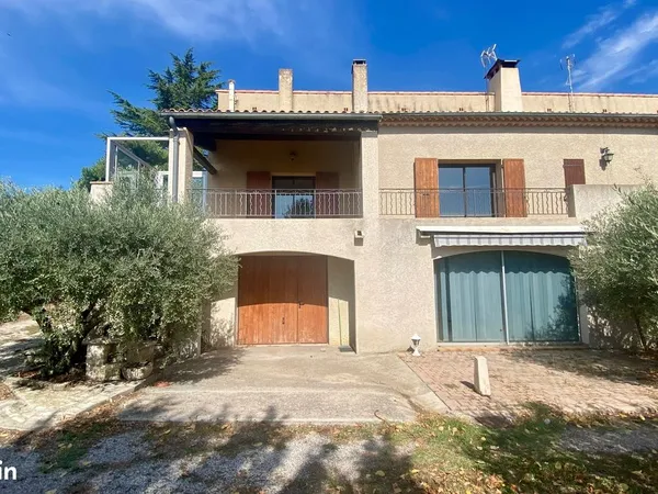 Maison familiale T5 + T2