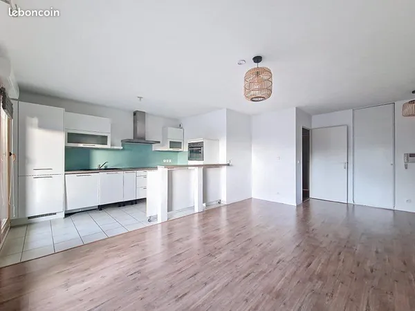 Appartement 3 pièces 63 m² avec balcon - Croix Bonnet
