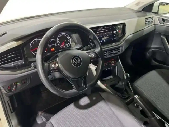 Volkswagen Polo business 1.0 tsi 95 s&amp;s bvm5 lounge — photo 19