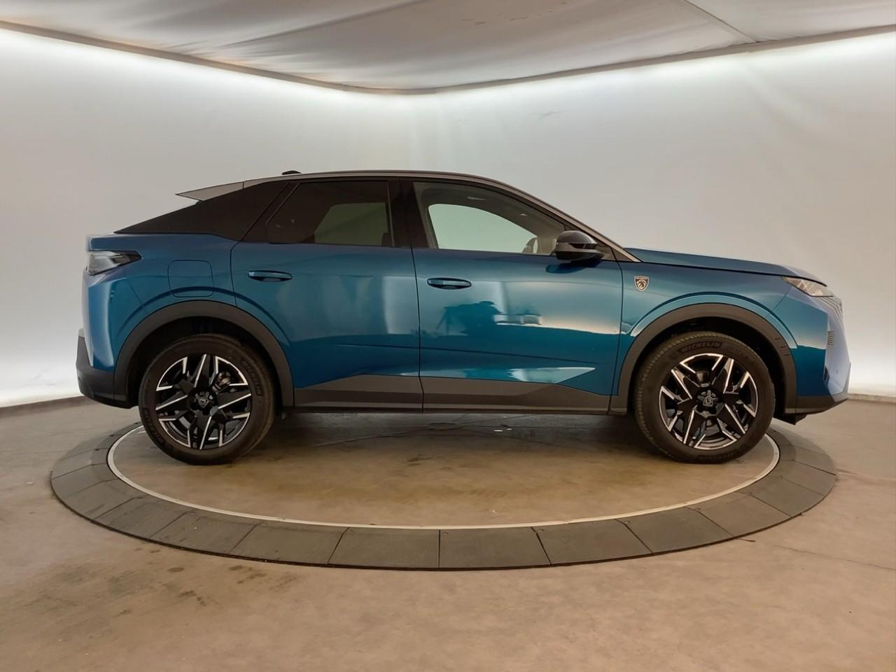 Peugeot 3008 hybrid 136 e-dcs6 gt — photo 4