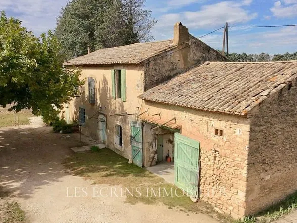 Mas provençal 9 pièces 257 m²