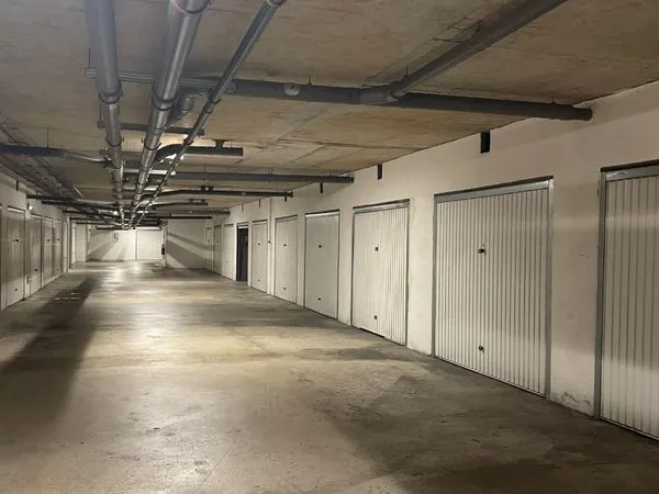Garage sous terrain,sécurisé,sec,à louerr
