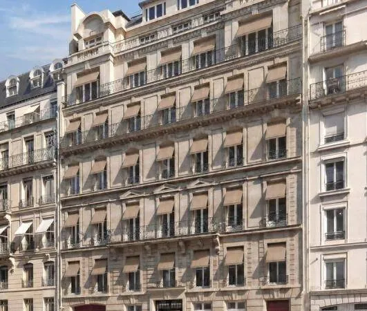 Bureaux 3829 m²