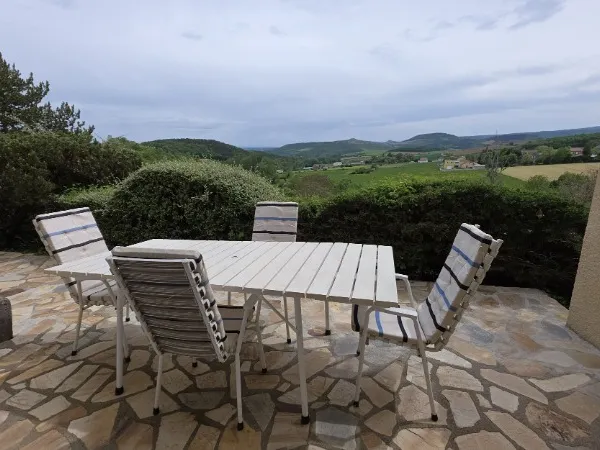 Maison 8 pièces 180 M2 avec piscine et terrain de boules