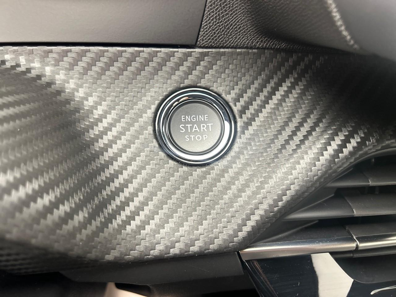 Peugeot 2008 130 s&s eat8 allure — photo 19