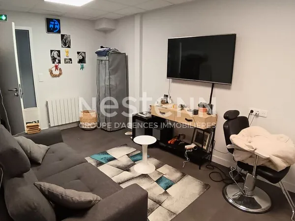 Local 240 m² VANNES