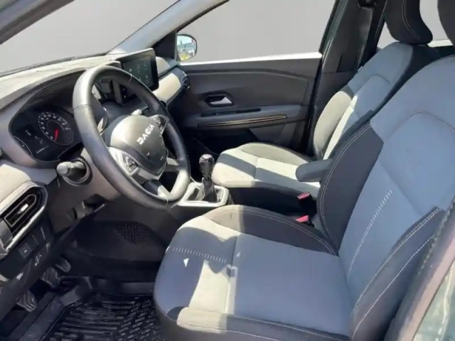 Dacia Jogger 1.0 eco-g 100ch extreme+ 5 places — photo 9