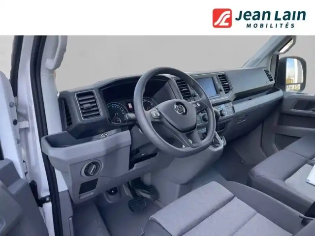 Volkswagen Crafter e- van 35 l3h3 136 ch bva — photo 11