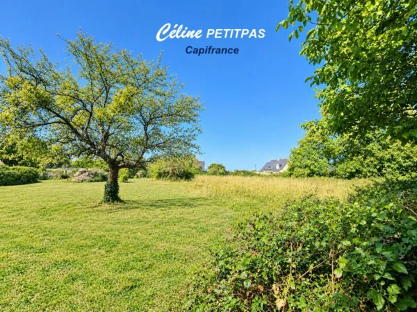 Terrain 1600 m²