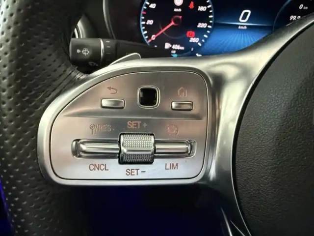 Mercedes Classe C 220 d cabriolet amg l — photo 16