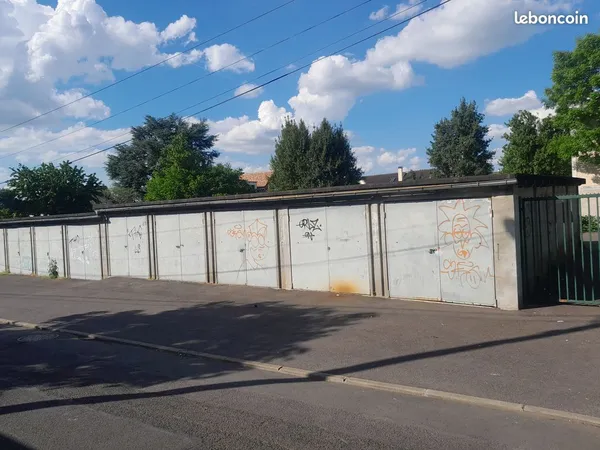 Garage box