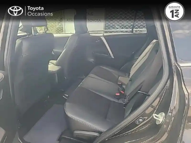 Toyota Rav4 143 d-4d design 2wd — photo 12