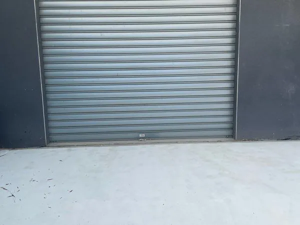 Locaux artisanaux modulables de 50 à 320 m² - Vente ou location