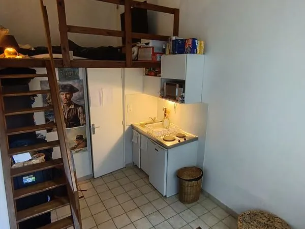 Studio calme et propre centre ville reims