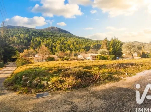 Vente Terrain à bâtir 610 m²