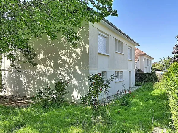 Maison St Berthevin 4 chambre(s) 105m²