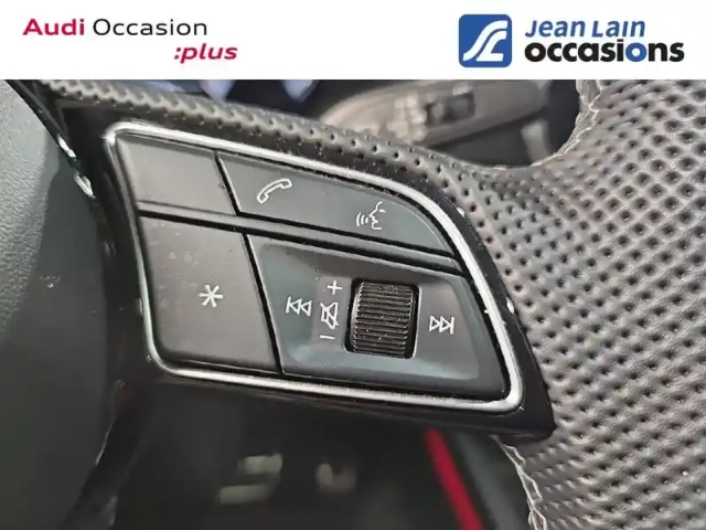 Audi Q2 35 tdi 150 s tronic 7 — photo 12