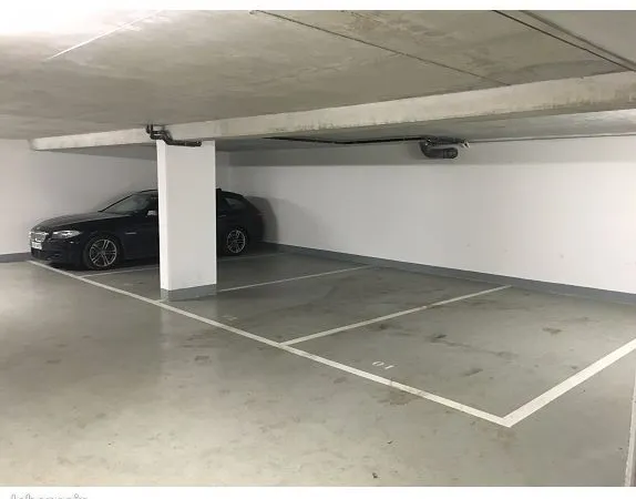Entrepôt 225 m² ISSY LES MOULINEAUX