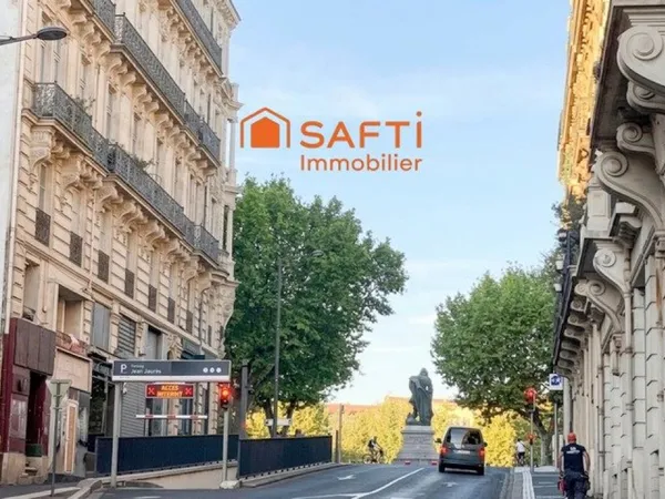 Petit immeuble pour investissement locatif