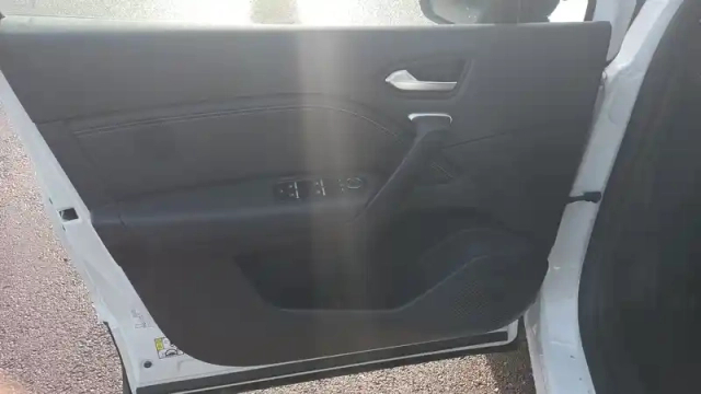 Renault Captur tce 90 ch — photo 15