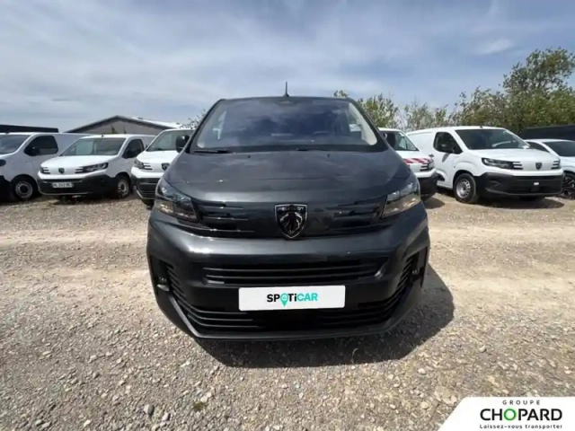 Peugeot Expert fgn xl diesel 180 ch automatique — photo 27