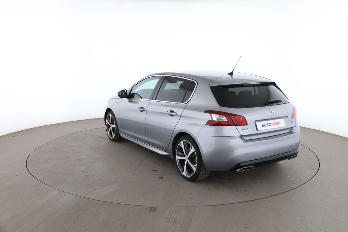 Peugeot 308 1.2 PureTech GT Line — photo 3