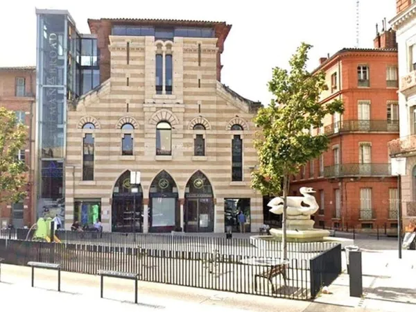 Bureau 941 m²
