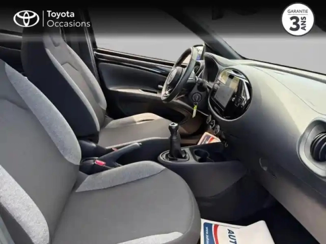 Toyota Aygo X 1.0 vvt-i 72ch dynamic my24 — photo 6