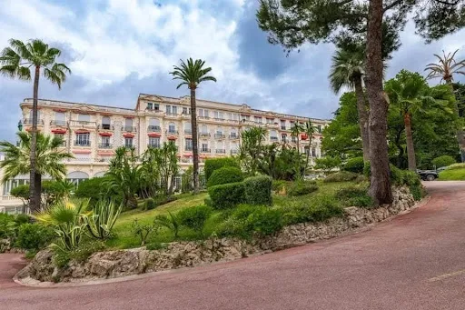 Appartement 4 pièces 128 m²