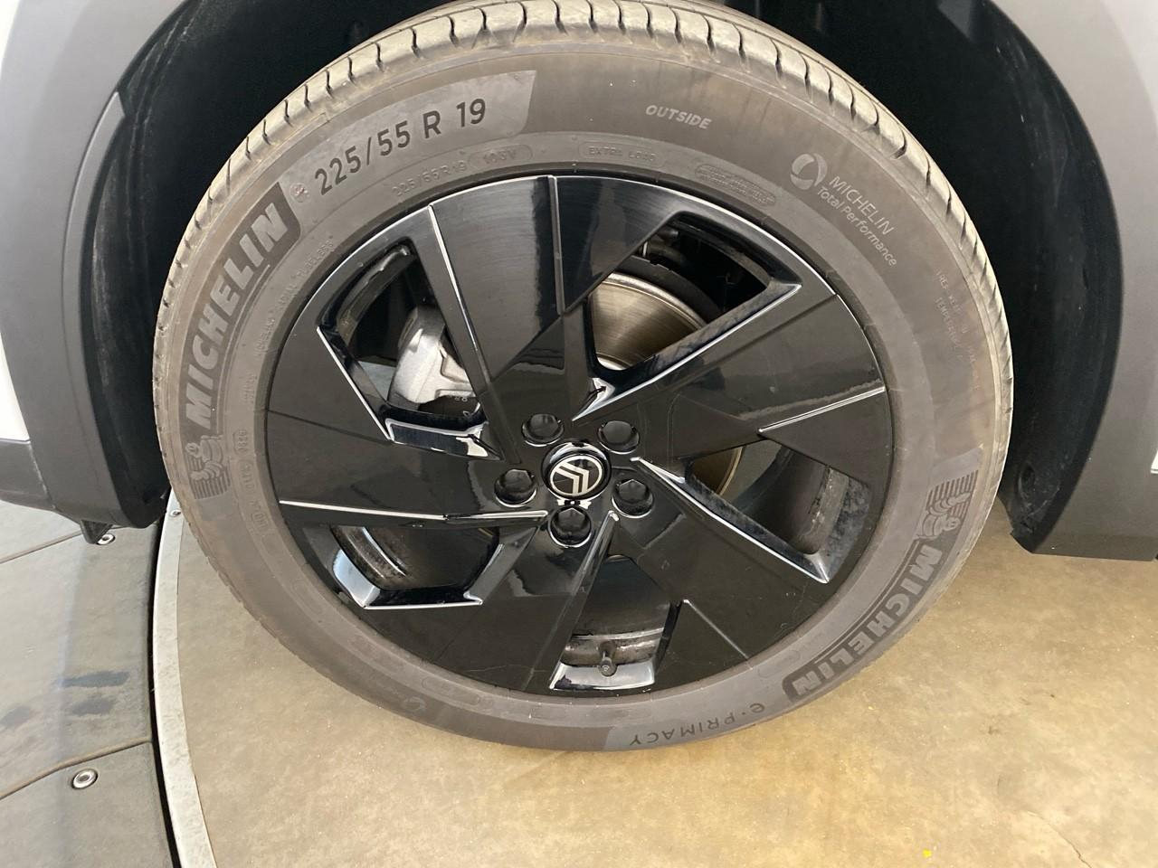 Citroën C5 Aircross hybride 145 ch e-dcs6 max — photo 11