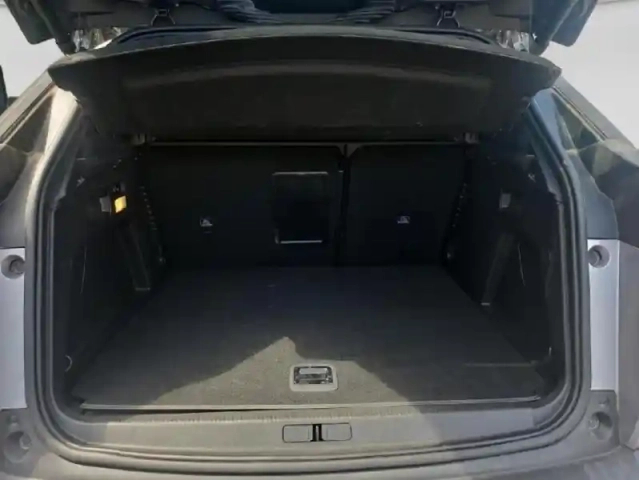 Peugeot 3008 hybrid 225ch gt line e-eat8 10cv — photo 6