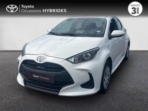 Toyota Yaris 116h dynamic 5p mc24