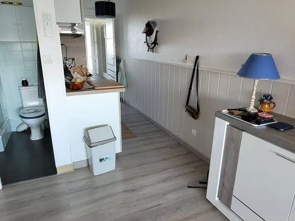 Studio 1 pièce 27 m²