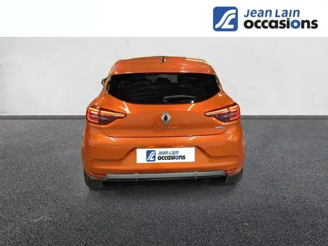 Renault Clio e-tech 140 - 21n — photo 26