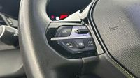 Peugeot 308 1.2 PureTech 130ch S&S Allure Pack EAT8 — photo 17
