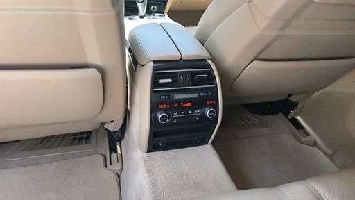 BMW Serie 7 4.4 i V8 465 ActiveHybrid BVA8 - Exclusive – 2011 – 94000 km – Hybride essence – Boîte Automatique — photo 3